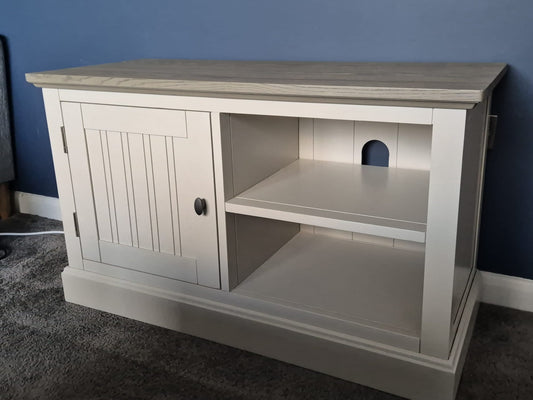 Oak Furnitureland Brompton Painted Acacia & Ash Top Small TV  Unit